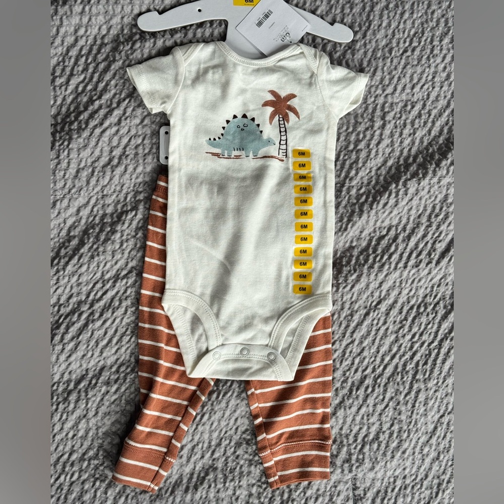 ⚠️Carter’s Bodysuit⚠️